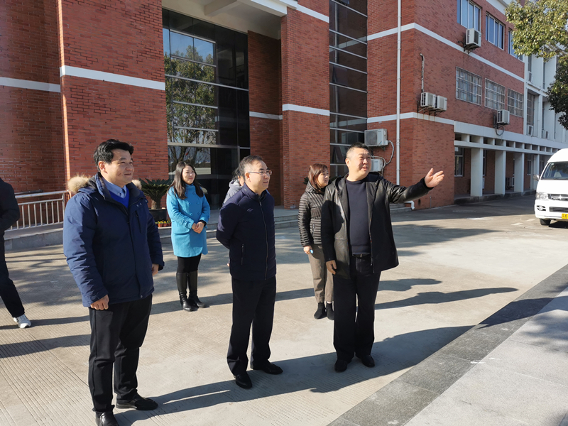 ?榮邦餐飲李飛總經(jīng)理來我司商務(wù)拜訪